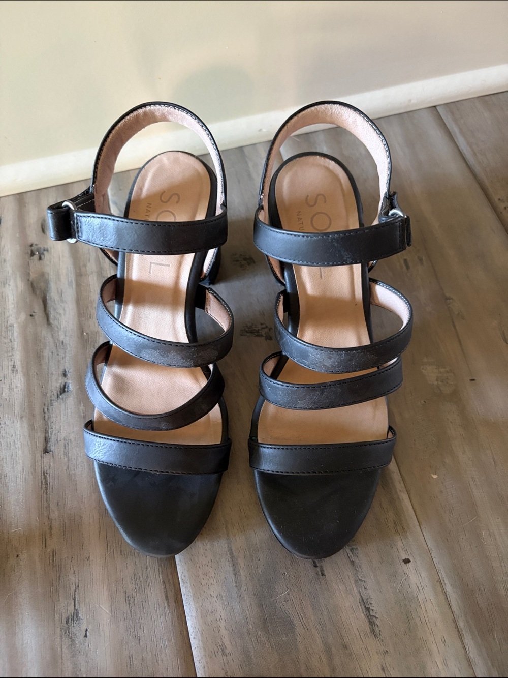 SOUL Naturalizer Black Multi-Strap Heeled Sandals